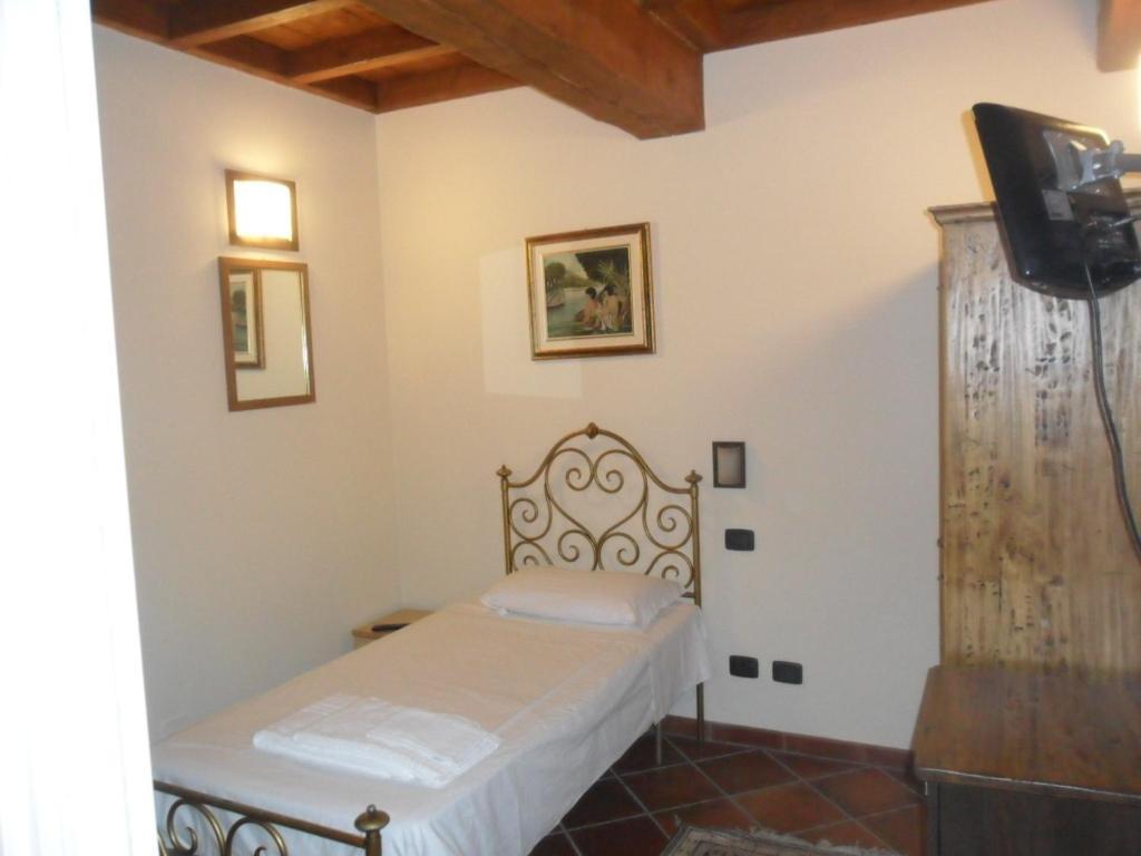 Agriturismo Al Navile Malalbergo Quarto foto